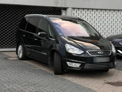 Schwarz Gebraucht 2015 Ford Galaxy Titanium Van / Kleinbus | 12.900 € (Fairer Preis)