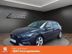 Blau Gebraucht 2022 Seat Leon FR Limousine | 20.480 € (Fairer Preis)