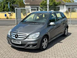 Grau Gebraucht 2010 Mercedes B180 Van / Kleinbus | 1.900 € (Superpreis)