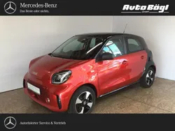 Rot Gebraucht 2021 Smart ForFour Electric Drive Limousine | 13.900 €