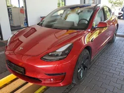 Rot Gebraucht 2021 Tesla Model 3 Long Range Limousine | 26.500 € (Guter Preis)