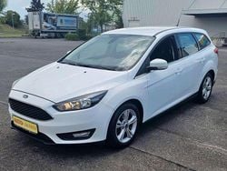 Weiß Gebraucht 2016 Ford Focus Kombi | 8.850 € (Fairer Preis)