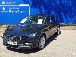 Midnight schwarz metallic Gebraucht 2025 Seat Leon Style Limousine | 28.990 € (Fairer Preis)