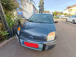 Grau Gebraucht 2006 Ford Fusion Ambiente Limousine | 1.950 € (Fairer Preis)