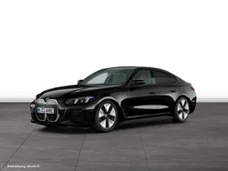 Black sapphire metallic Gebraucht 2024 BMW i4 Comfort Edition Limousine | 53.684 € (Etwas zu teuer)