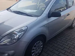 Silber Gebraucht 2009 Hyundai i20 Classic Limousine | 3.500 € (Etwas zu teuer)