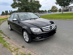 Schwarz Gebraucht 2007 Mercedes C200 Avantgarde Limousine | 14.900 €