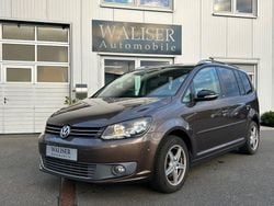 Braun Gebraucht 2011 VW Touran Style Van / Kleinbus | 5.600 € (Guter Preis)