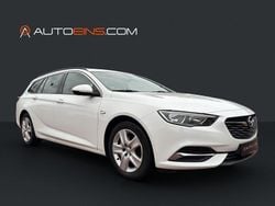 Weiß Gebraucht 2018 Opel Insignia Kombi | 11.300 € (Guter Preis)