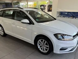 Pure white Gebraucht 2020 VW Golf VII Comfortline Kombi | 14.290 € (Fairer Preis)