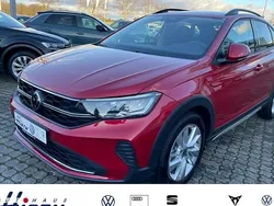Rot Gebraucht 2024 VW Taigo Move SUV | 23.198 € (Fairer Preis)