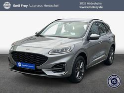 Solar silver metallic Gebraucht 2023 Ford Kuga ST-Line SUV | 26.944 € (Guter Preis)