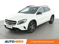 Weiß Gebraucht 2017 Mercedes GLA180 Urban SUV | 19.250 € (Fairer Preis)