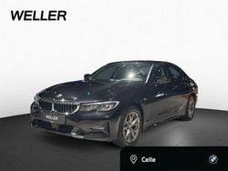 Black sapphire (schwarz) Gebraucht 2020 BMW 320 Shadowline Limousine | 24.490 € (Guter Preis)