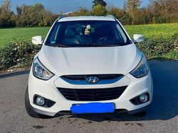 Weiß Gebraucht 2014 Hyundai ix35 Edition SUV | 9.600 € (Fairer Preis)