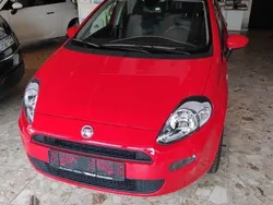 Rot Gebraucht 2017 Fiat Punto Kleinwagen | 6.800 € (Fairer Preis)