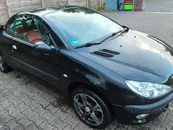 Schwarz Gebraucht 2002 Peugeot 206 CC Cabrio | 1.200 € (Fairer Preis)