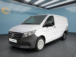Weiß Gebraucht 2024 Mercedes Vito Van / Kleinbus | 40.249 €