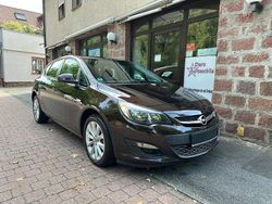 Braun Gebraucht 2013 Opel Astra Active Limousine | 5.250 € (Fairer Preis)