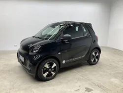 Bodypanels in black Gebraucht 2023 Smart ForTwo Electric Drive Cabrio | 17.920 € (Teuer)