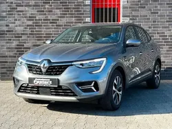 Grau Gebraucht 2021 Renault Arkana Zen SUV | 20.950 € (Fairer Preis)