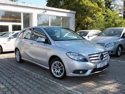 Silber Gebraucht 2011 Mercedes B180 Van / Kleinbus | 7.499 € (Guter Preis)