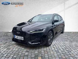 Obsidianschwarz metallic Gebraucht 2024 Ford Focus ST-Line X Kombi | 22.290 € (Fairer Preis)