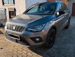 Grau Gebraucht 2018 Seat Arona SUV | 11.900 € (Fairer Preis)