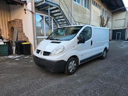 Weiß Gebraucht 2013 Renault Traffic Van / Kleinbus | 4.990 €