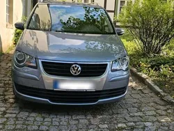 Silber Gebraucht 2009 VW Touran Van / Kleinbus | 5.400 € (Etwas zu teuer)