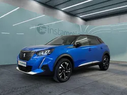 Blau Gebraucht 2023 Peugeot 2008 SUV | 22.799 € (Guter Preis)