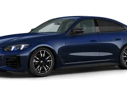 Blau Gebraucht 2024 BMW i4 Comfort Edition Limousine | 60.702 € (Etwas zu teuer)