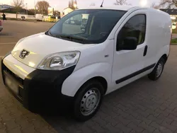 Weiß Gebraucht 2014 Peugeot Bipper Avantage Van / Kleinbus | 4.800 €