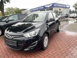 Black diamond / mic Gebraucht 2011 Hyundai i20 Edition Kleinwagen | 6.650 € (Teuer)