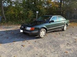 Grün Gebraucht 1992 Audi 100 Limousine | 10.999 €