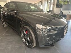 Nero vulcano, metallic Gebraucht 2023 Alfa Romeo Stelvio Competizione SUV | 39.990 € (Fairer Preis)