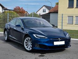 Blau Gebraucht 2017 Tesla Model S Kleinwagen | 27.800 €