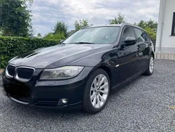 Schwarz Gebraucht 2010 BMW 320 Sport Line Kombi | 5.990 € (Fairer Preis)
