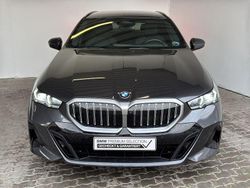 Grau Gebraucht 2025 BMW 520 M Sport Limousine | 48.840 € (Superpreis)