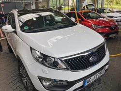 Weiß Gebraucht 2015 Kia Sportage Platinum Edition SUV | 16.600 € (Fairer Preis)