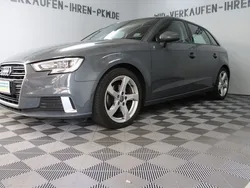 Grau Gebraucht 2017 Audi A3 Sportback Sport Limousine | 9.999 € (Guter Preis)