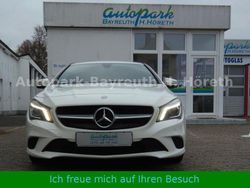 Weiß Gebraucht 2016 Mercedes CLA200 Shooting Brake Kombi | 19.990 € (Etwas zu teuer)