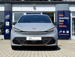 Vaporgrau Gebraucht 2022 Cupra Born Kleinwagen | 23.750 € (Fairer Preis)