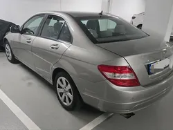 Grau Gebraucht 2007 Mercedes C180 Limousine | 5.500 €