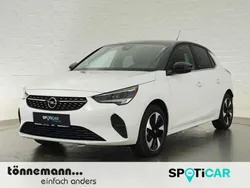 Jade weiß Gebraucht 2023 Opel Corsa-e Elegance Kleinwagen | 19.924 € (Fairer Preis)
