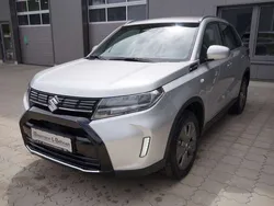 Silky silver Neu 2025 Suzuki Vitara Club SUV | 24.470 € (Fairer Preis)