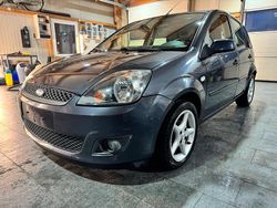 Grau Gebraucht 2008 Ford Fiesta Kleinwagen | 1.300 € (Superpreis)
