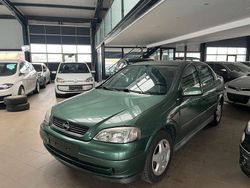 Grün Gebraucht 1998 Opel Astra Elegance Limousine | 1.690 € (Fairer Preis)