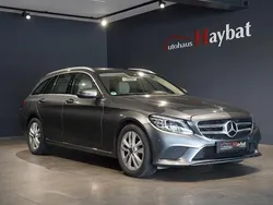 Grau Gebraucht 2018 Mercedes C200 Avantgarde Limousine | 18.950 €