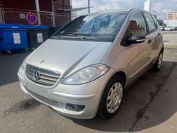 Silber Gebraucht 2004 Mercedes A180 Classic Limousine | 2.999 € (Fairer Preis)